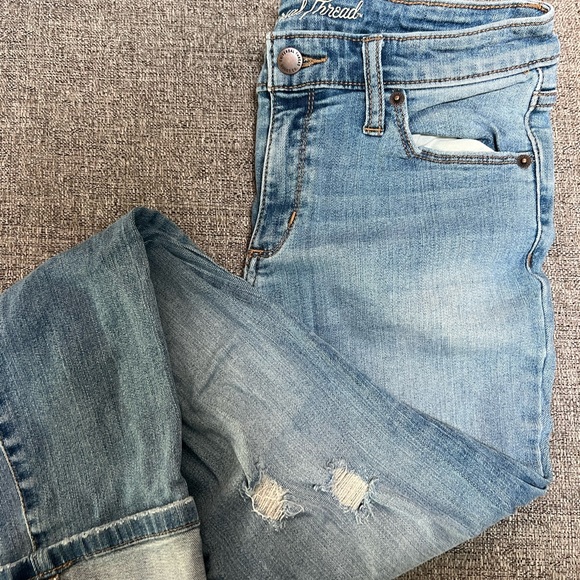 Universal Thread Distressed and Cuffed Skinny Jeans - Picture 1 of 4